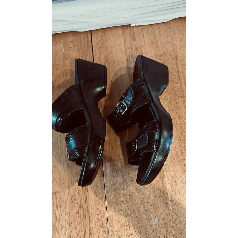 Dansko Jessie Black Leather Lizard Embossed Platform Sandals Clogs SZ 9.5